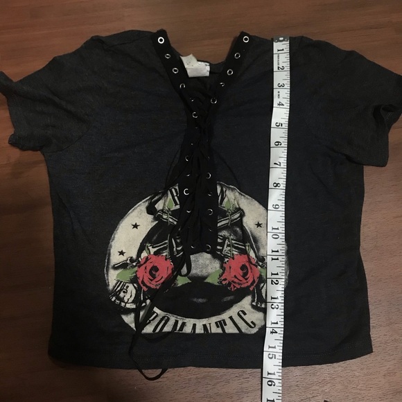 Crop top - Picture 3 of 4